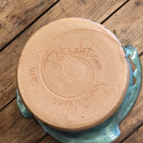 POTSALOT Ceramic Art Pottery Bread Serving Bowl New Orleans LA 2013 - Picture 4 of 12